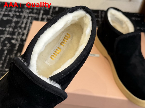 Miu Miu Suede and Shearling Slip On Booties in Black 5T558E Replica