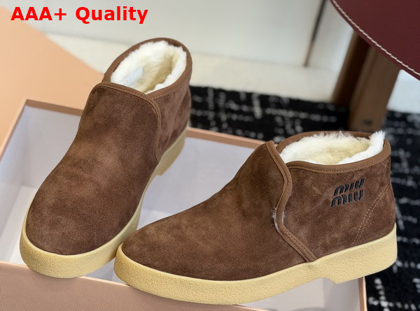 Miu Miu Suede and Shearling Slip On Booties in Cocoa Brown 5T558E Replica