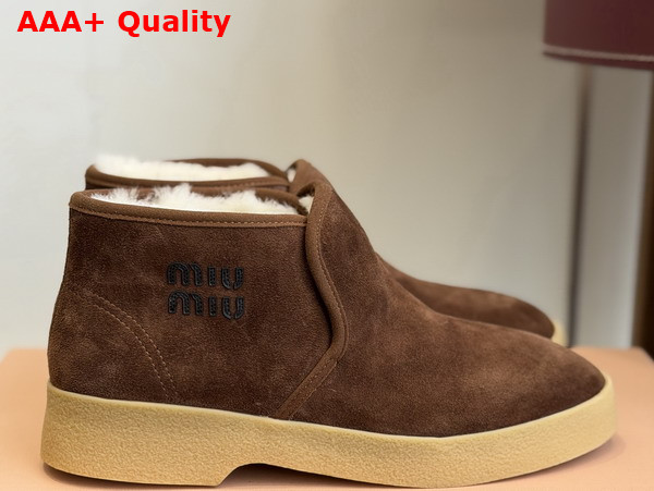 Miu Miu Suede and Shearling Slip On Booties in Cocoa Brown 5T558E Replica