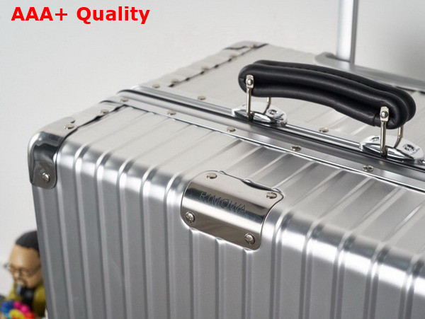 Rimowa Classic Check In L in Silver Aluminium Replica