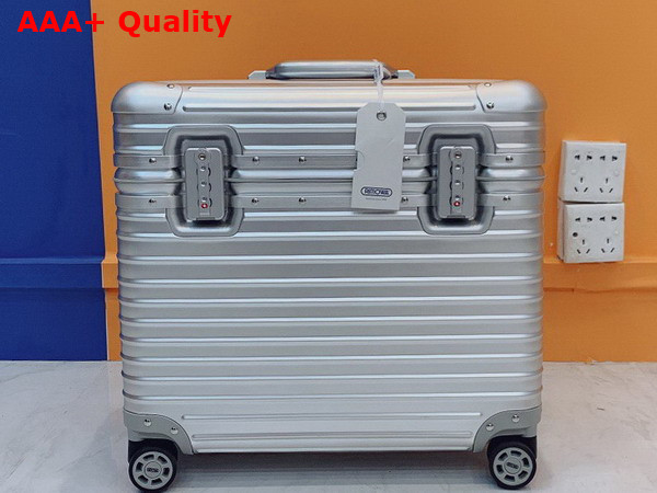 Rimowa Original Pilot Case in Silver Aluminium Replica