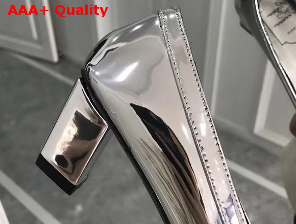 Roger Vivier Belle Vivier Pumps in Mirrored Leather Replica