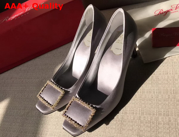 Roger Vivier Belle Vivier Trompette Pumps in Grey Silk Satin Replica