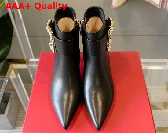 Roger Vivier Pointy Strass Buckle Booties in Black Leather Replica