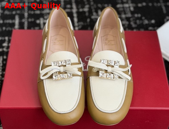 Roger Vivier Tres Vivier Boat Loafers in Leather Brown and Off White Replica