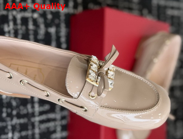 Roger Vivier Tres Vivier Boat Loafers in Nude Patent Leather Replica