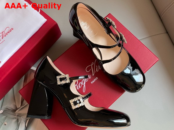 Roger Vivier Tres Vivier Strass Buckle Mini Babies Pumps in Black Patent Leather Replica