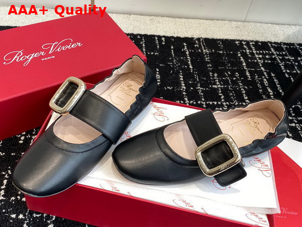 Roger Vivier Viv Choc Metal Buckle Babies Ballerinas in Black Leather Replica