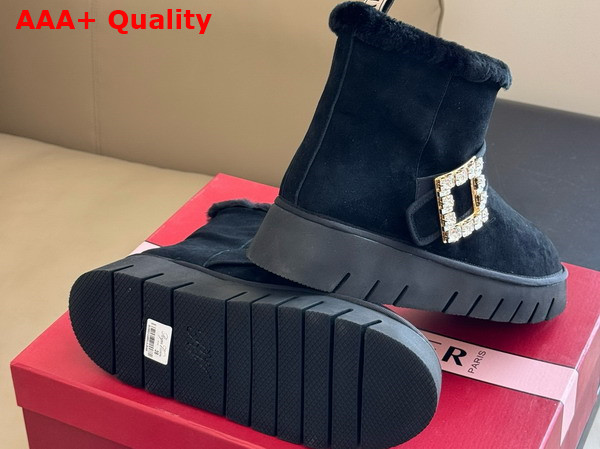 Roger Vivier Viv Winter Fur Strass Buckle Ankle Boots in Black Suede Replica