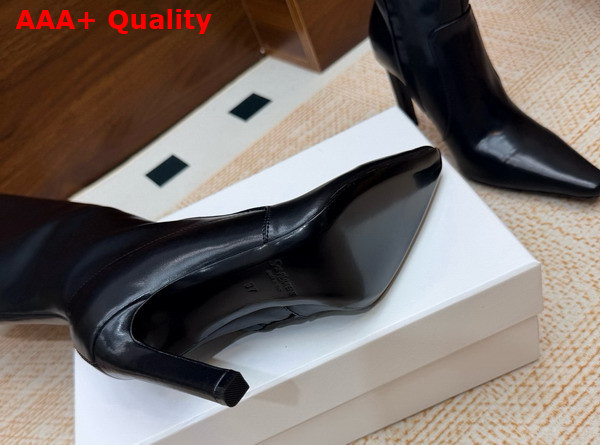 Saint Laurent 77 Boots in Smooth Leather Black Replica