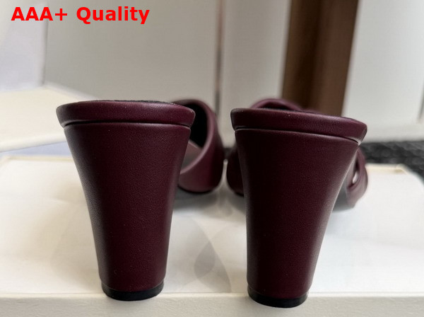 Saint Laurent Franciane Mules in Burgundy Smooth Leather Replica