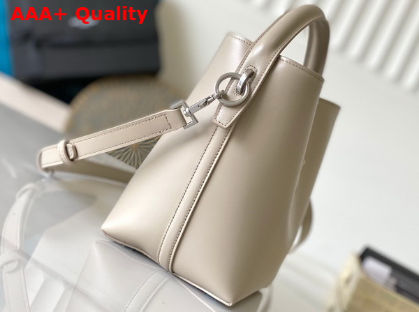 Saint Laurent Le 37 Small Bucket Bag in Blanc Vintage Shiny Leather Replica