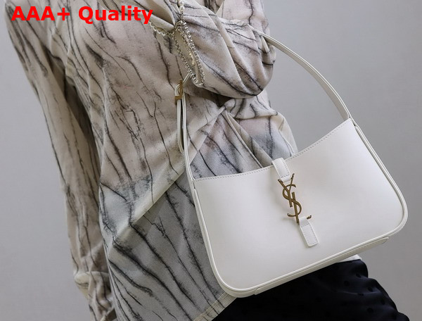 Saint Laurent Le 5 A 7 Hobo Bag in Blanc Vintage Smooth Leather Replica