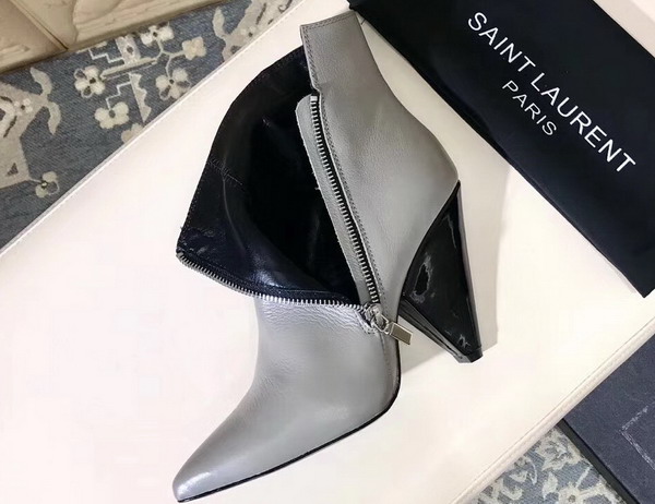 Saint Laurent Niki 105 Asymmetrical Ankle Boot in Silver Leather with Structural Cone Heel For Sale