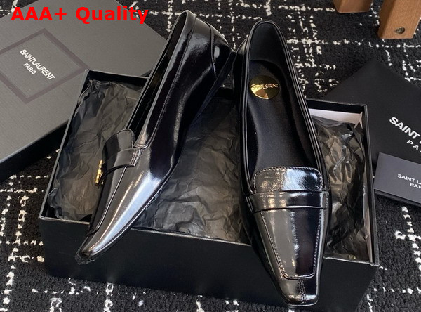 Saint Laurent Poppy Ballerinas in Black Glazed Leather Replica
