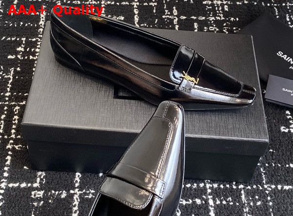 Saint Laurent Poppy Ballerinas in Black Glazed Leather Replica