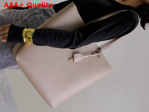 Saint Laurent Shopping Saint Laurent in Dark Beige Leather Replica