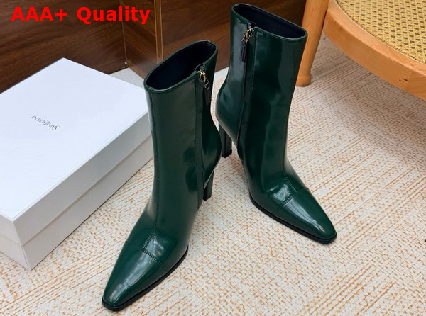 Saint Laurent Venetia Booties in Green Smooth Leather Replica