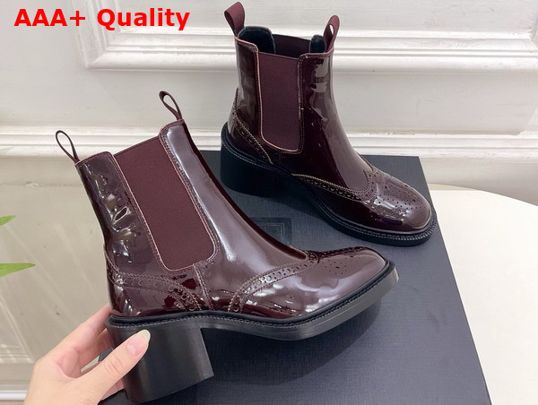 Saint Laurent Vincent Chelsea Boots in Bordeaux Glazed Leather Replica