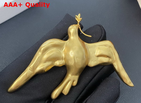 Schiaparelli Dove Brooch in Gold Metal Replica