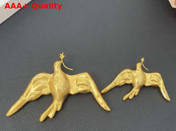 Schiaparelli Small Dove Brooch in Gold Metal Replica
