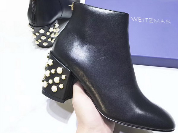 Stuart Weitzman Pearlbacari Bootie in Black Calf Leather For Sale