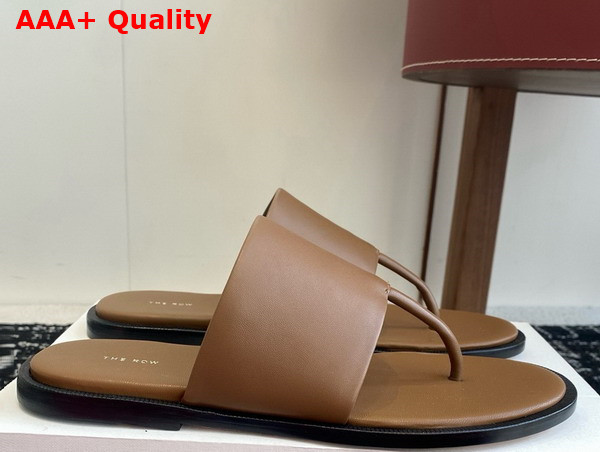 The Row Signum Flat Sandal in Fawn Leather Replica